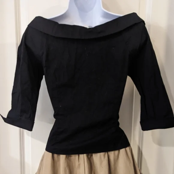 Black Top Size Small - Picture 3 of 6